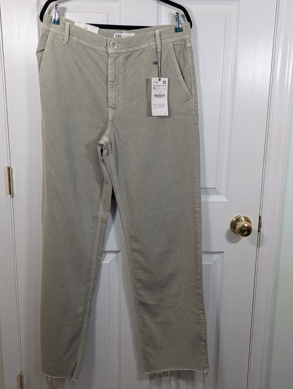 Zara The Piper Chino Women’s XL Sweet Green Straight Leg Mid Rise Raw Hem NWT